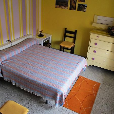 Apartamentos Pilar Y Tomas Los Cerezos Dış mekan fotoğraf